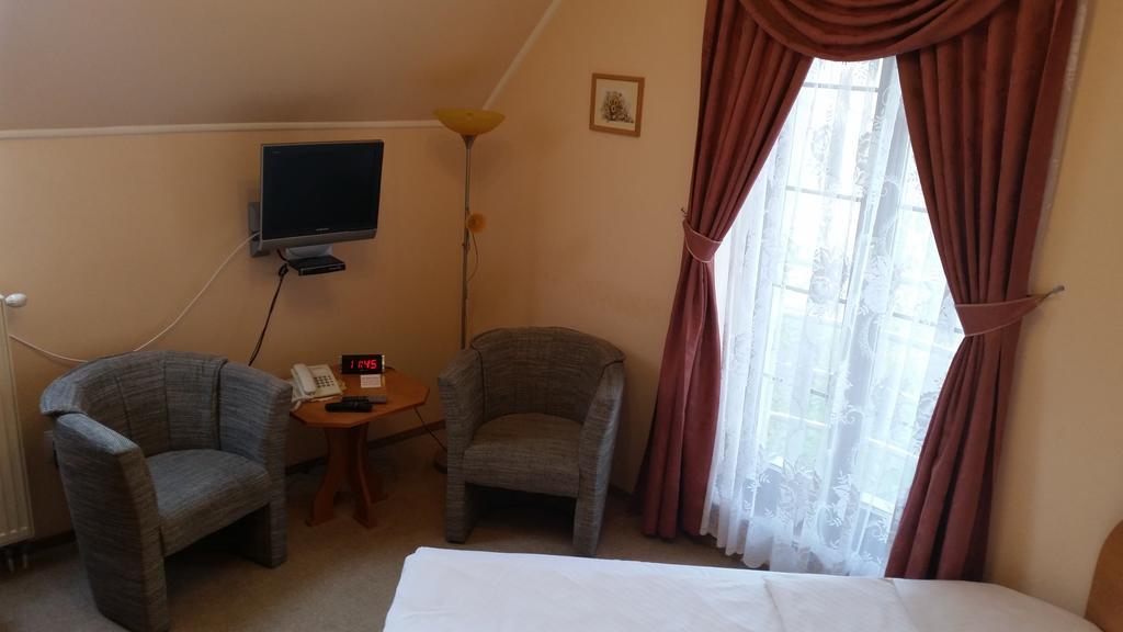 Penzion Zlaty Jelen Košice Esterno foto